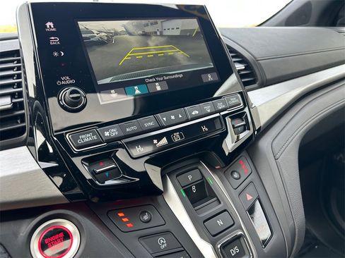 Used 2023 Honda Odyssey Sport image 28