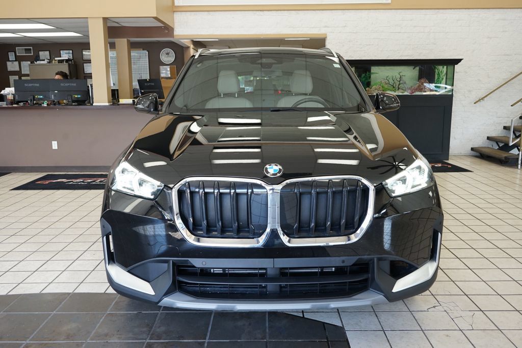 Used 2023 BMW X1 xDrive28i AWD/4WD image 19