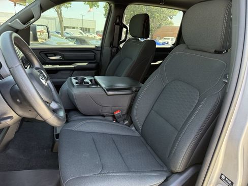 Used 2025 RAM 1500 Warlock AWD/4WD image 23