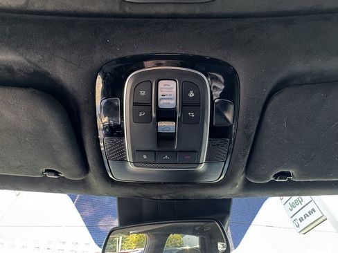 Used 2022 Hyundai Palisade Calligraphy image 34