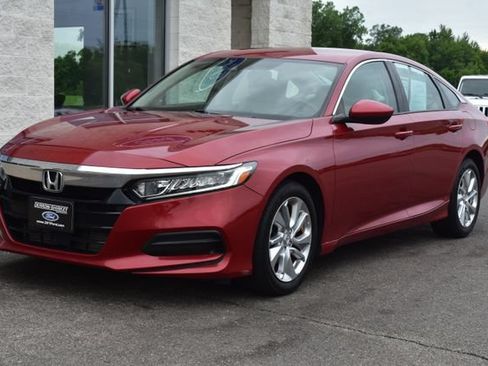 Used 2018 Honda Accord LX image 14