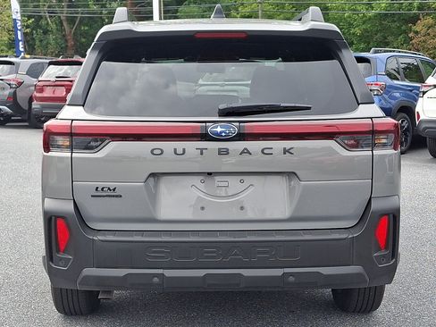 Used 2026 Subaru Outback Premium AWD/4WD image 5
