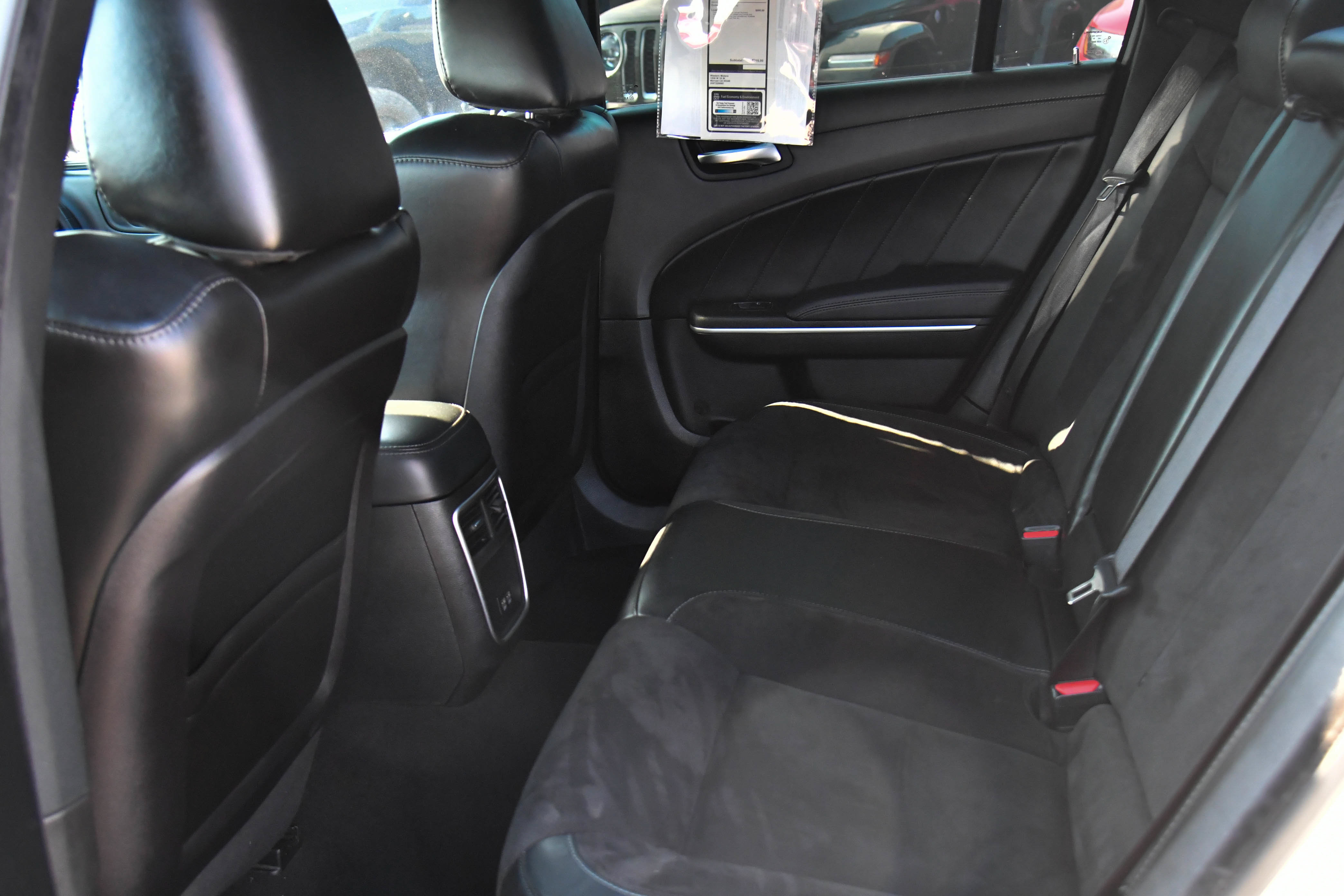 Used 2023 Dodge Charger R/T w/ Plus Group RWD image 36