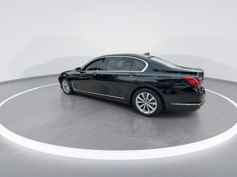Used 2020 BMW 740i w/ Cold Weather Package RWD image 5