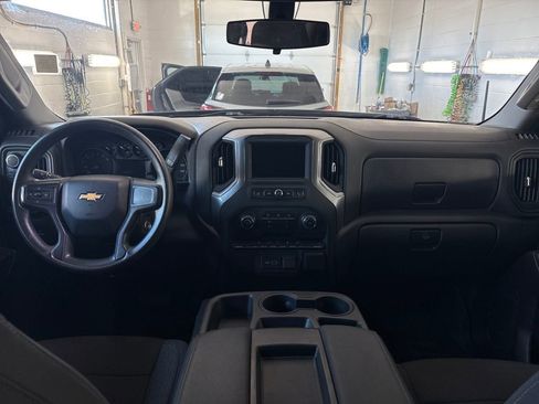 Used 2022 Chevrolet Silverado 1500 Custom w/ LPO, Blackout Package image 25