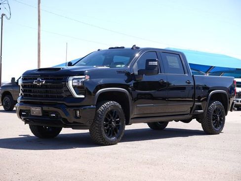 New 2026 Chevrolet Silverado 2500 High Country w/ High Country Premium Package AWD/4WD image 7