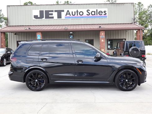 Used 2020 BMW X7 M50i w/ Dynamic Handling Package AWD/4WD image 8