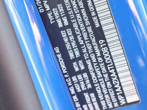 New 2026 Porsche Macan 4 Electric image 27