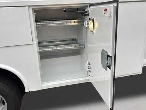 New 2025 Chevrolet Express 3500 w/ Power Convenience Package image 23