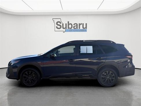 Certified 2025 Subaru Outback Onyx Edition image 4