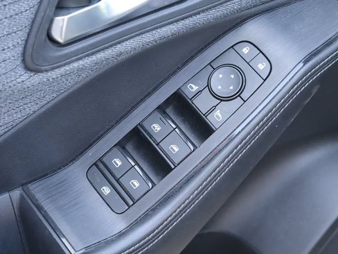 Used 2023 Nissan Rogue SV FWD image 20