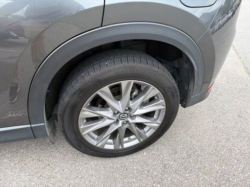 Used 2020 MAZDA CX-5 Touring FWD image 13