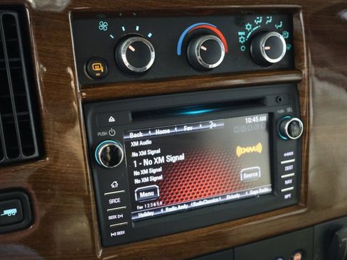 Used 2016 GMC Savana 2500 RWD image 29