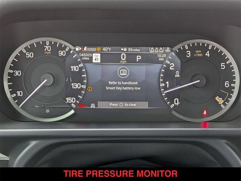 Used 2023 Land Rover Defender 110 SE image 15