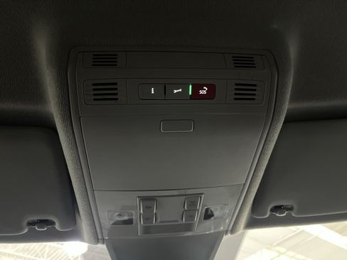 Certified 2024 Volkswagen Tiguan S w/ MDO Package, Three-Row FWD image 34