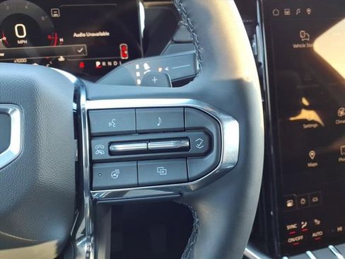 New 2026 GMC Acadia Elevation image 29