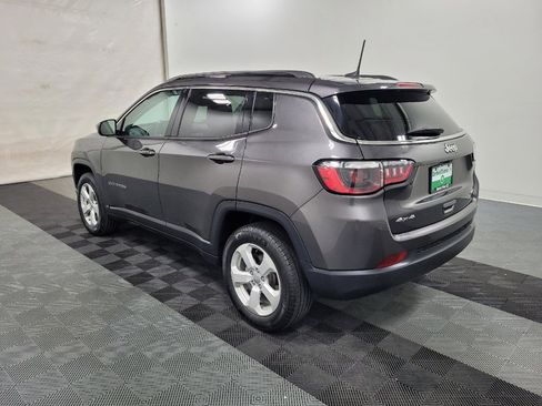 Used 2021 Jeep Compass Latitude w/ Convenience Group AWD/4WD image 3