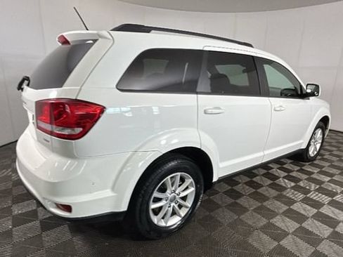 Used 2014 Dodge Journey SXT AWD/4WD image 2