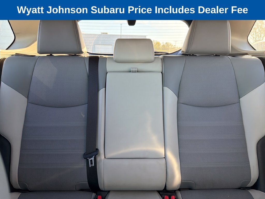 Used 2020 Toyota RAV4 Limited AWD/4WD image 32