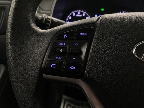 Used 2021 Hyundai Tucson SE w/ Cargo Package image 15