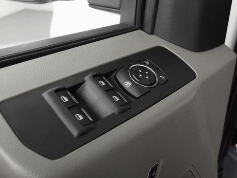 Used 2017 Ford F250 XLT image 30