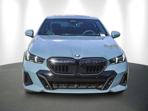 New 2026 BMW 530i w/ M Sport Package image 2