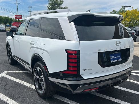 Certified 2026 Hyundai Palisade Limited AWD/4WD image 5