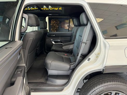 Used 2024 Toyota Sequoia Platinum AWD/4WD image 47
