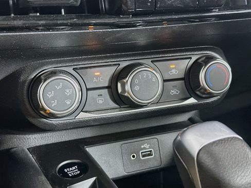 Used 2025 Nissan Kicks S FWD image 23