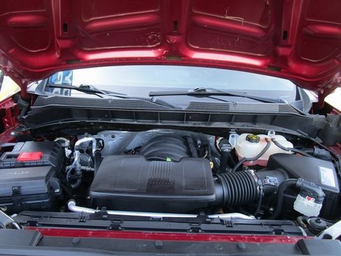 Used 2020 Chevrolet Silverado 1500 Custom w/ Custom Value Package image 9