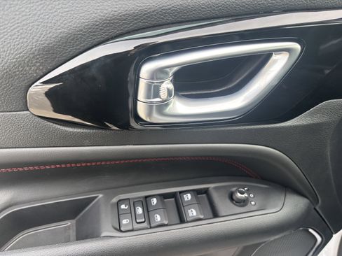 New 2026 Jeep Compass Trailhawk image 11