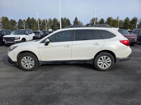 Used 2019 Subaru Outback 2.5i Premium w/ Popular Package #2 image 2