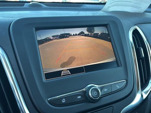 Used 2024 Chevrolet Equinox LT AWD/4WD image 14