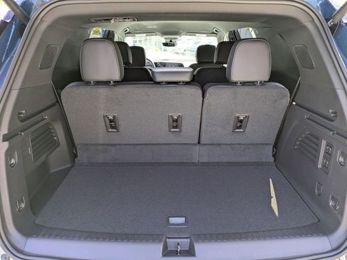 New 2026 Chevrolet Traverse High Country image 13