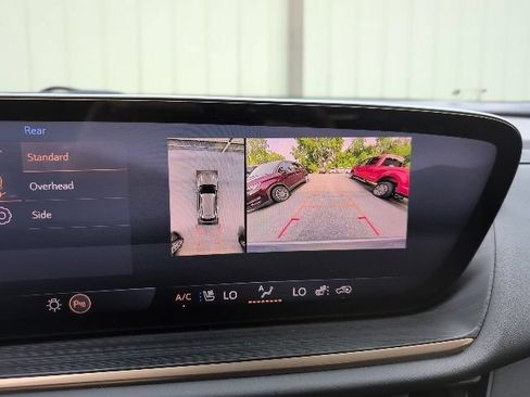 Used 2025 Buick Envision Avenir AWD/4WD image 27