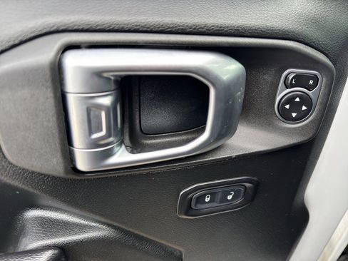 Used 2020 Jeep Gladiator Sport w/ Quick Order Package 24S image 12