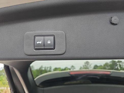 Used 2025 Nissan Murano SL AWD/4WD image 18