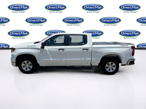 Used 2024 Chevrolet Silverado 1500 W/T w/ Trailering Package AWD/4WD image 4