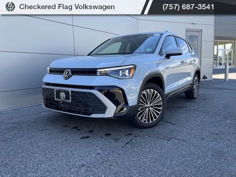 New 2025 Volkswagen Taos SE image 1