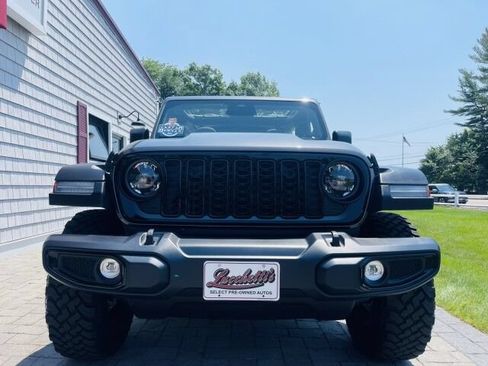 Used 2026 Jeep Wrangler Unlimited Sport AWD/4WD image 3