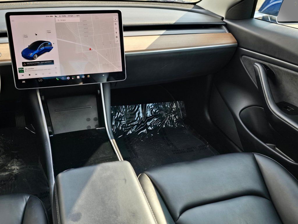 Used 2020 Tesla Model 3 Long Range AWD/4WD image 4