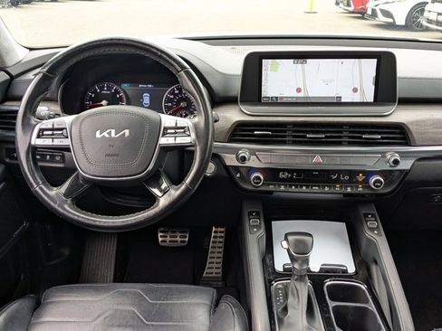 Used 2022 Kia Telluride SX w/ SX Prestige Package image 18