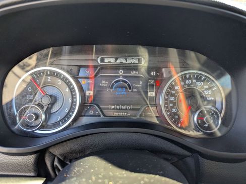 Used 2021 RAM 1500 Big Horn image 12