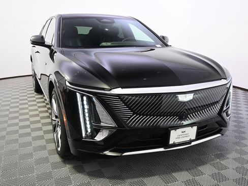 Certified 2024 Cadillac Lyriq Luxury w/ LPO, Floor Liner Package image 9