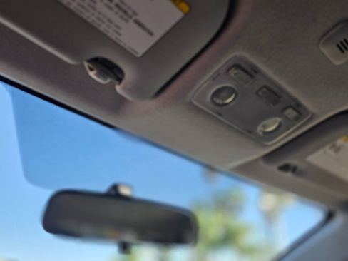 Used 2018 Toyota Prius Prime Plus image 40