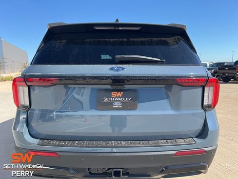 New 2025 Ford Explorer ST-Line w/ Premium Package image 7