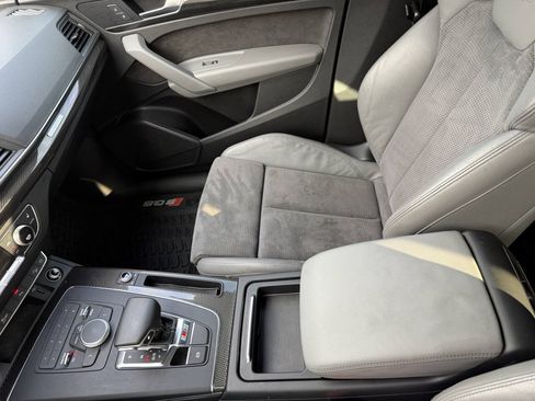 Used 2018 Audi SQ5 Premium Plus w/ Winter Wheel & Tire Package AWD/4WD image 21
