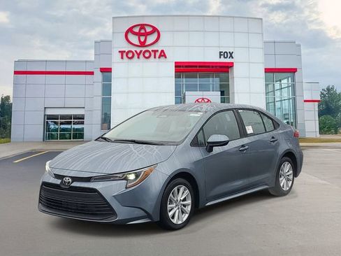 New 2026 Toyota Corolla LE image 2