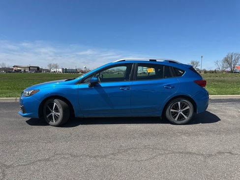 Used 2022 Subaru Impreza Premium AWD/4WD image 7