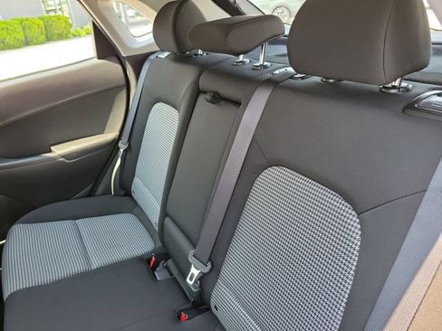 Used 2019 Hyundai Kona SE AWD/4WD image 22